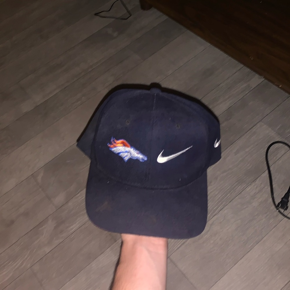 1990s vintage bronco X Nike hat  very rare won’t find elsewhere